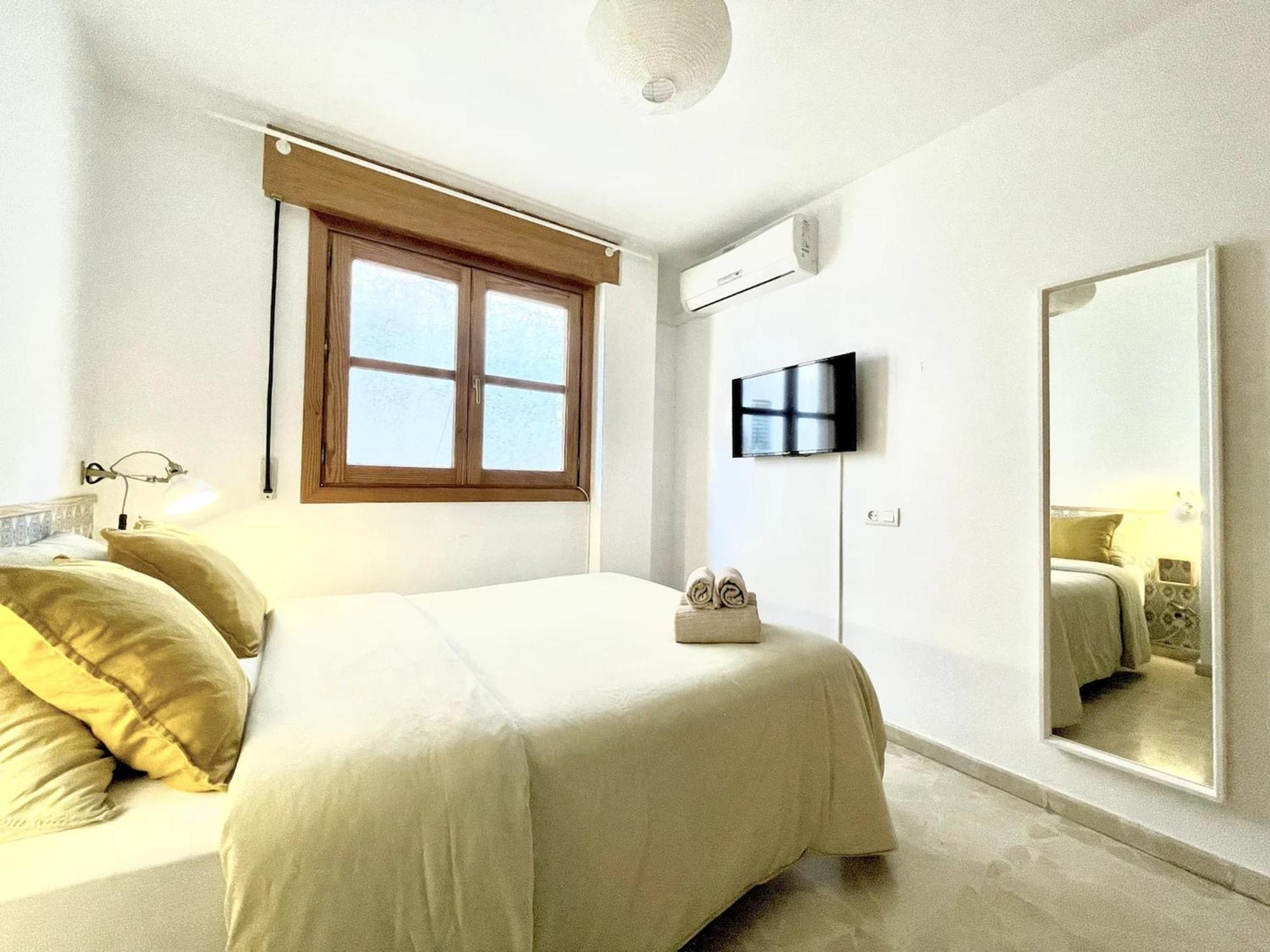 Apartament Elvira Urban Living - Granada Centro Zewnętrze zdjęcie